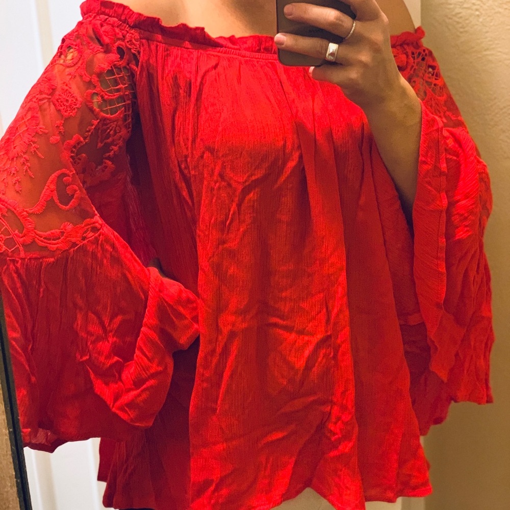 Women’s off the shoulder lace top